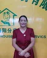 何碧华照片